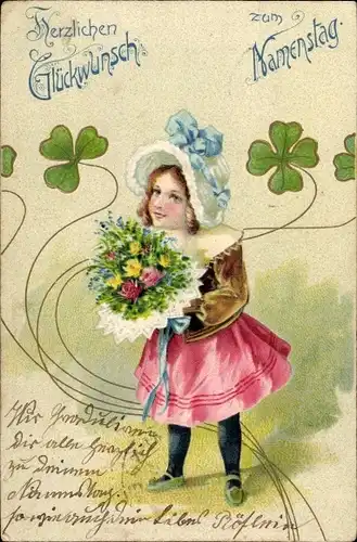 Präge Litho Glückwunsch Namenstag, Mädchen mit Blumenstrauß, Kleeblätter