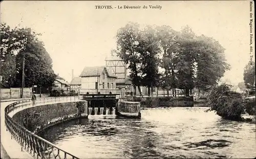 Ak Troyes Aube, Le Deversoir du Vouldy