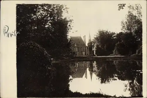 Foto Ak Boult sur Suippe Marne Frankreich, Schloss des Herren de Saint Denis, Juni 1917