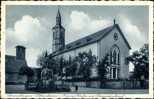 Ak Sprendlingen in Rheinhessen, Ev.Kirche, Kriegerdenkmal