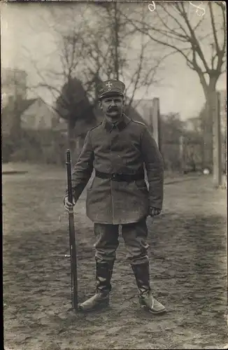 Foto Ak Deutscher Soldat in Uniform, Landsturm
