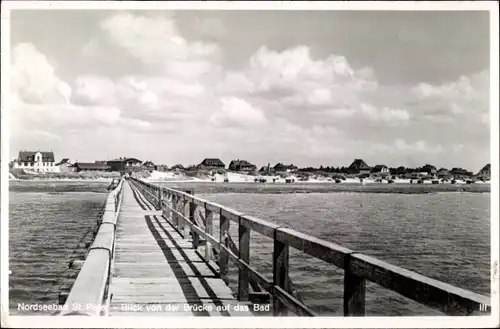 Ak Nordseebad Sankt Peter Ording, Blick von der Brücke auf das Bad