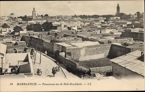 Ak Marrakesch Marokko, Panorama vu de Bab Doukkala