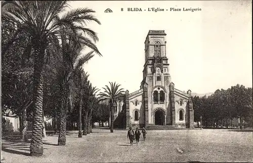Ak Blida Algerien, L'Eglise, Place Lavigerie