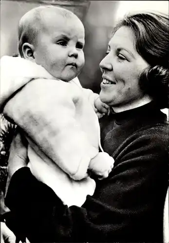 Ak Prinzessin Beatrix der Niederlande, Prinz Willem Alexander, Lech 1968