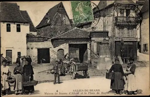 Ak Salies de Béarn Pyrénées Atlantiques, Maison de Jeanne d'Albret, La Place de Bayaa