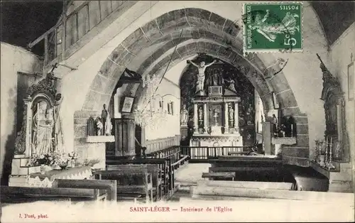 Ak Saint Léger Seine et Marne, Interieur de l'Eglise