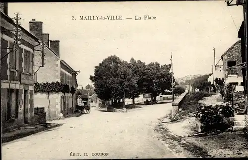 Ak Mailly la Ville Yonne, La Place