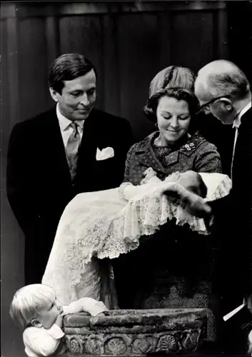 Ak Prinzessin Beatrix der Niederlande, Claus von Amsberg, Taufe Friso von Oranien-Nassau 1968