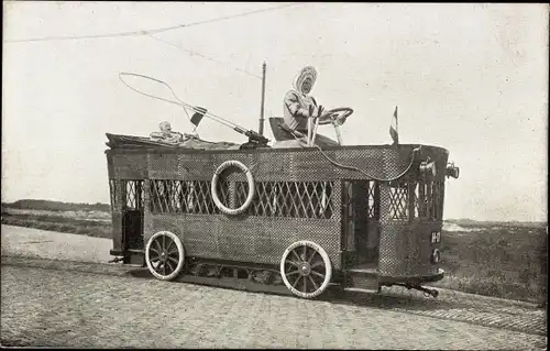 Ak Straßenbahn, Der Kinderwagen der Zukunft, De Kinderwagen der Toekomst, Humor, Niederlande