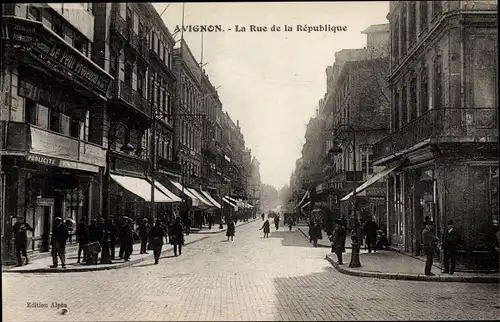 Ak Avignon Vaucluse, La Rue de la Republique