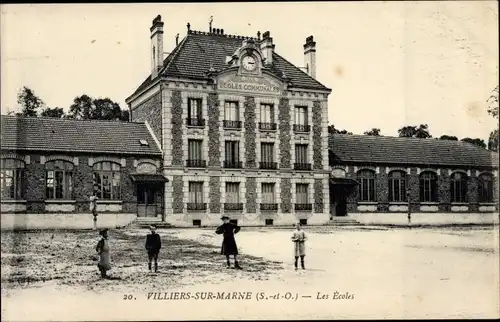 Ak Villiers sur Marne Val de Marne, Les Ecoles