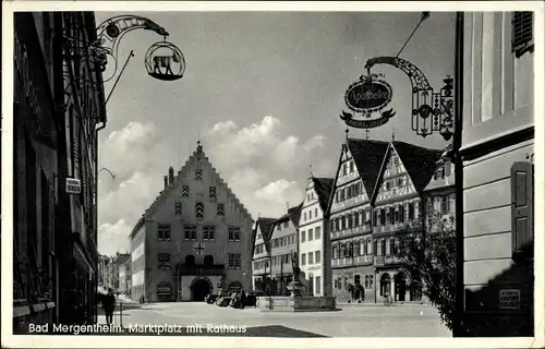 Ak Bad Mergentheim in Tauberfranken, Marktplatz, Rathaus, Apotheke