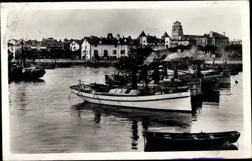 Ak Saint Jean de Luz Pyrénées Atlantiques, Les bateaux sardiniers