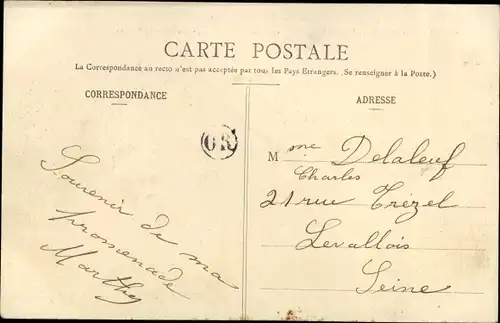 Ak Bellegarde Loiret, Le Chateau, Pavillon de la Surintendance, Pavillon Capitaine