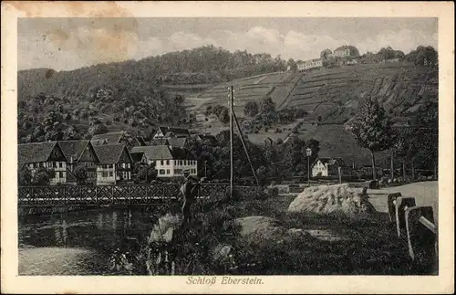 Ak Gernsbach im Schwarzwald, Schloss Eberstein, Blick auf den Ort