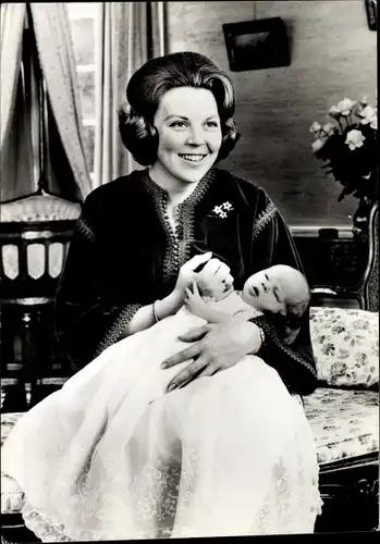 Ak Prinzessin Beatrix mit Sohn Willem Alexander