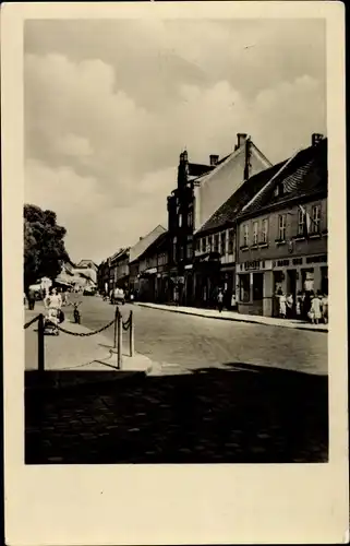 Ak Genthin am Elbe Havel Kanal, Ernst Thälmann Straße