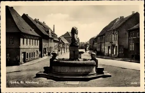 Ak Lucka im Kreis Altenburger Land, Brunnen