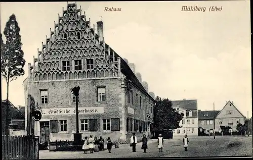 Ak Mühlberg an der Elbe, Rathaus, Sparkasse