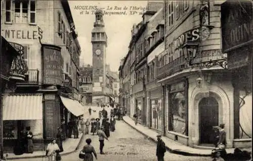 Ak Moulins Aisne, La Rue d'Horloge, Tour Jacquemard