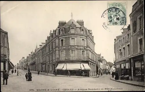 Ak Cholet Maine et Loire, Avenue Gambetta et rue Nationale