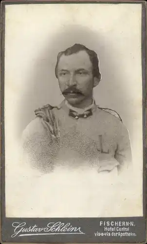 CdV Soldat, Kaiserreich, Uniform, Portrait, Schützenschnur, Fischern, Fotograf Gustav Schlein