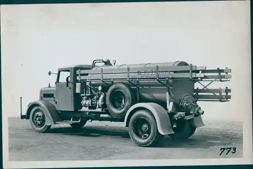 Foto LKW mit Güllefass