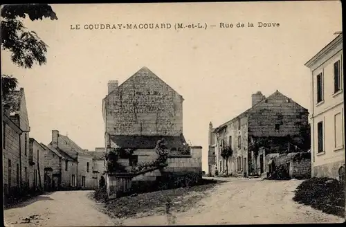 Ak Le Coudray Macouard Maine-et-Loire, Rue de la Douve