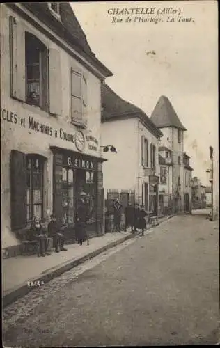 Ak Chantelle Allier, Rue de l'Horloge, La Tour, Geschäft G. Simon