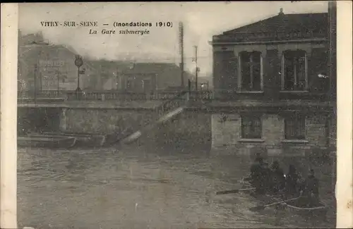 Ak Vitry sur Seine Val de Marne, Inondations 1910, La Gare submergee