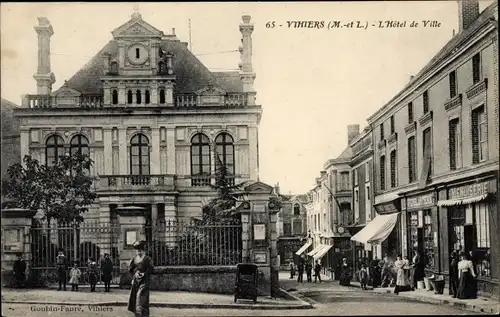 Ak Vihiers Maine et Loire, L'Hotel de Ville