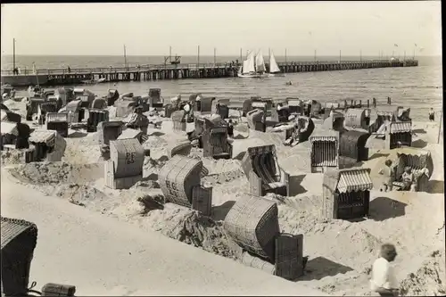 Foto Ak Ostseebad Brunshaupten Kühlungsborn, Strandleben