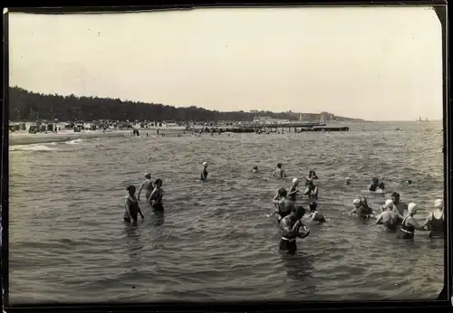 Foto Ak Ostseebad Brunshaupten Kühlungsborn, Badeleben