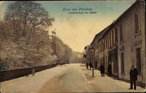 Ak Pinneberg in Holstein, Lindenstraße im Schnee