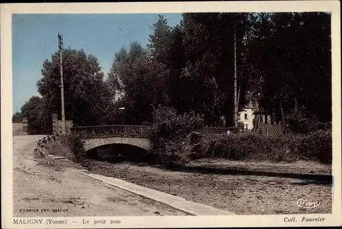 Ak Maligny Yonne, Le petit pont