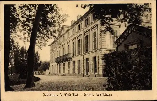 Ak Sucy en Brie Val de Marne, Institution de Petit Val, Facade du Chateau