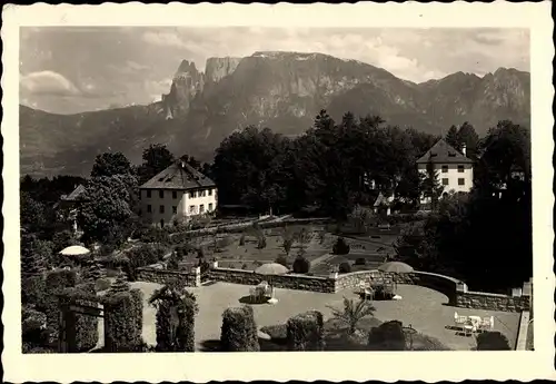 Ak Klobenstein Collalbo Ritten Renon Südtirol, Blick auf den Ort, Gegen Schlern