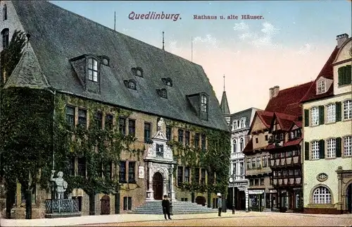 Ak Quedlinburg im Harz, Rathaus, Alte Häuser