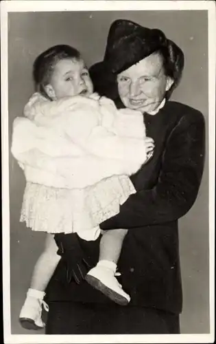 Ak Königin Juliana der Niederlande mit Tochter Marijke, Utrecht 1948