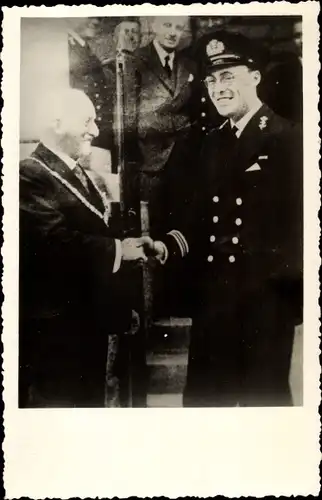 Foto Ak Bernhard zur Lippe-Biesterfeld, Prinz der Niederlande, Portrait in Uniform