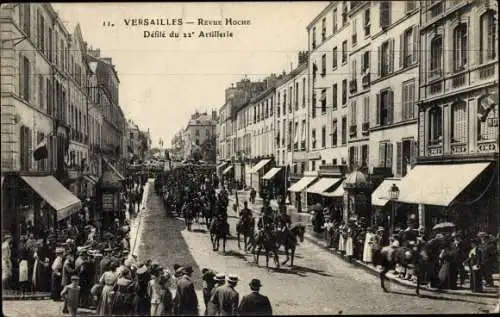 Ak Versailles Yvelines, Revue Hoche, Defile du 22e Artillerie