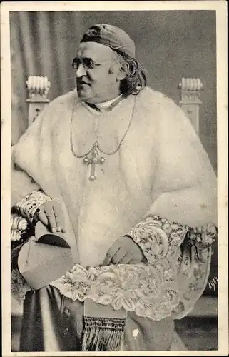 Ak Priester mit Mütze, Portrait