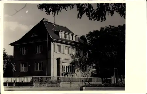 Foto Ak Pörsdorf Kraftsdorf in Thüringen ?, Gutshaus