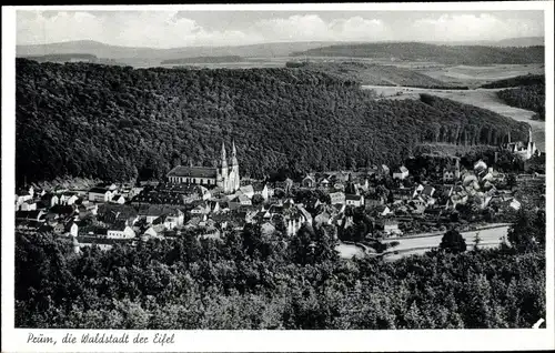 Ak Prüm im Eifelkreis, Blick auf den Ort hinab, Kirche, Panorama