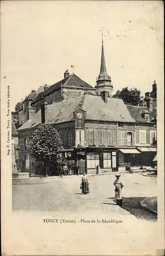 Ak Toucy Yonne, Place de la Republique