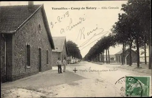 Ak Versailles Yvelines, Camp de Satory, Allee Centrale