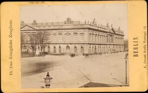 Foto Oertel, Eduard, Berlin Mitte, um 1875, Königl. Zeughaus