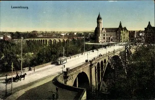 Ak Luxemburg, Blick über eine Brücke