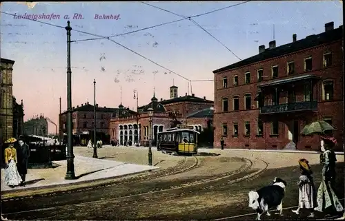Ak Ludwigshafen am Rhein, Blick zum Bahnhof, Straßenbahn